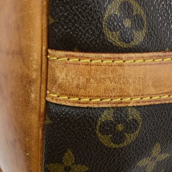 LOUIS VUITTON Petit Noe Drawstring Shoulder Bag Monogram Leather